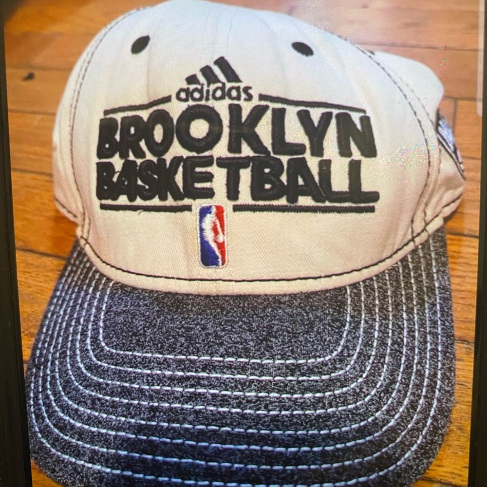 Adidas Brooklyn Nets Basketball Cap - Picture 1 of 2